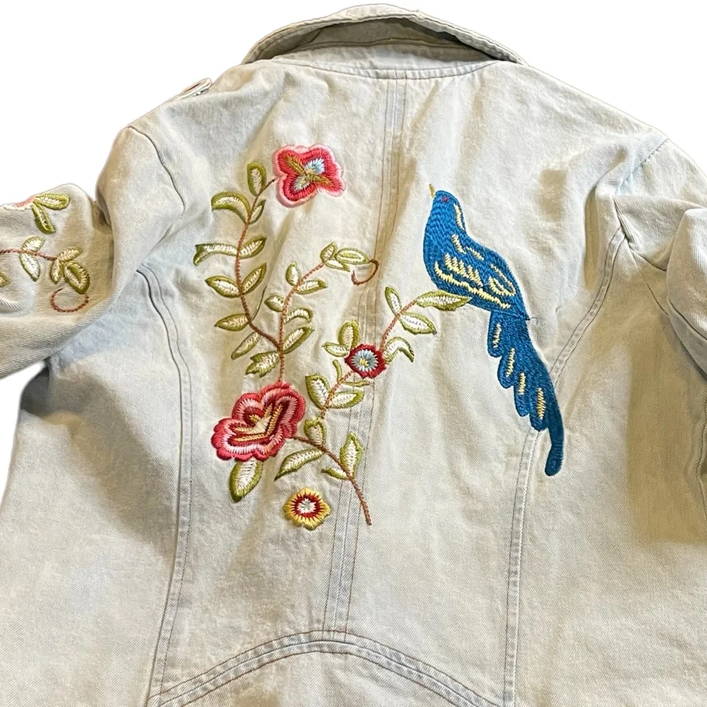 Vintage Candies Floral Embroidered Jean Jacket blue bird and flowers sz large - Picture 7 of 12
